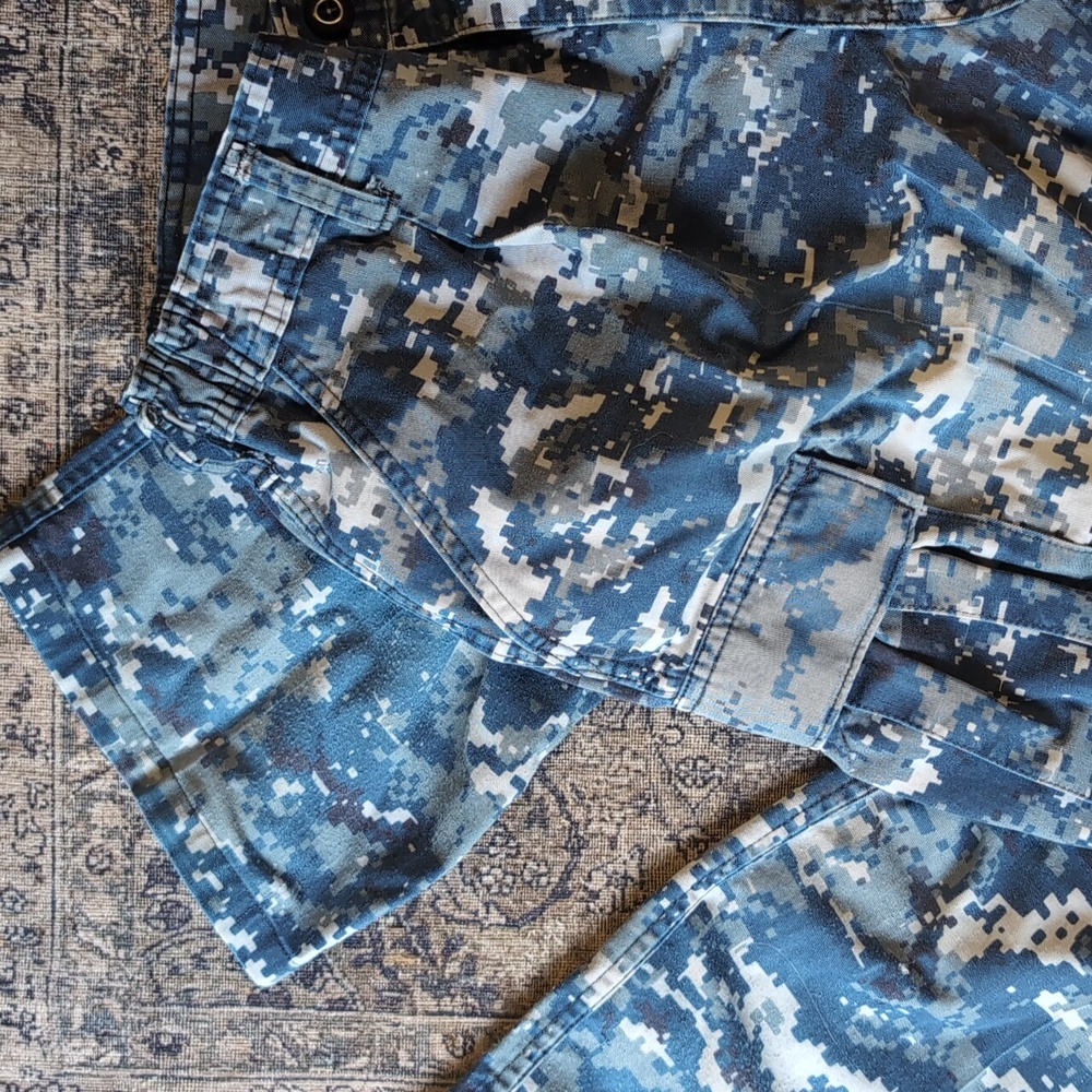 Vintage US Navy Military Men's Blue Camo Cargo Pants - Picture 3 of 5